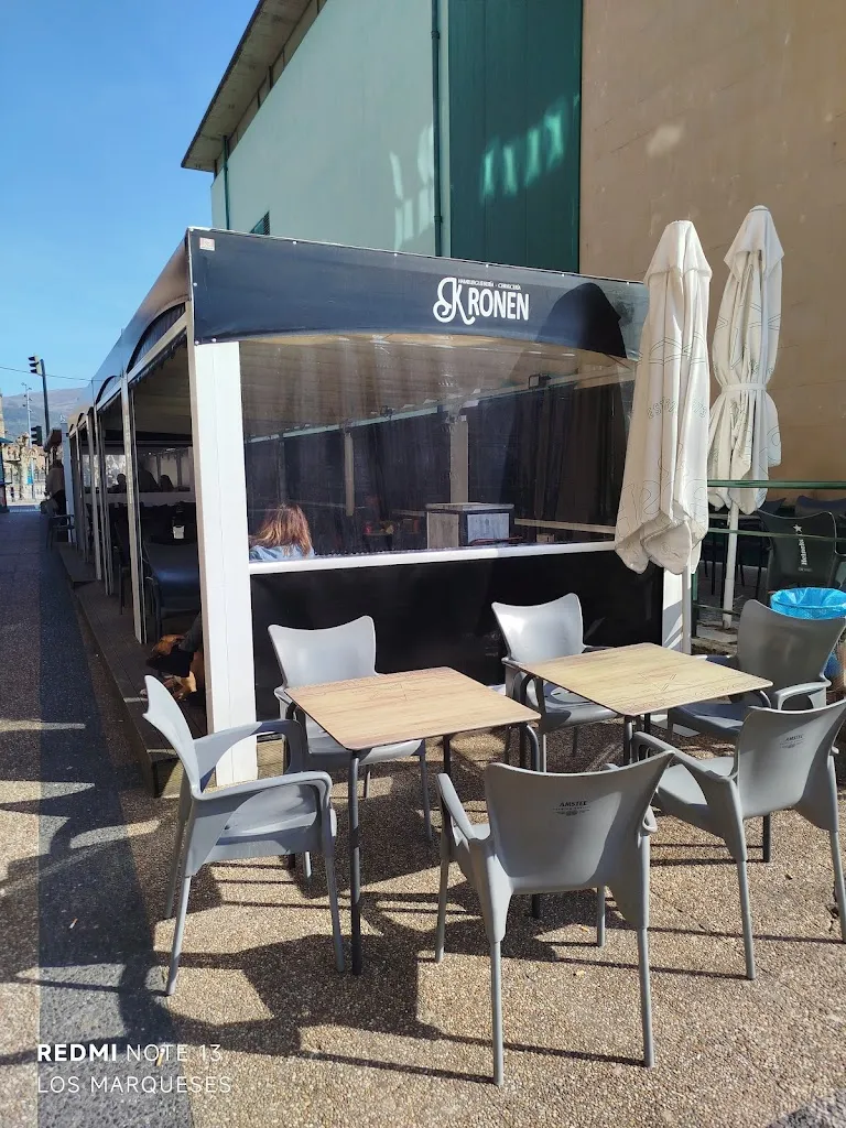 Los Marqueses De La Guerra_Kronen_Corrales de Buelna Los_review