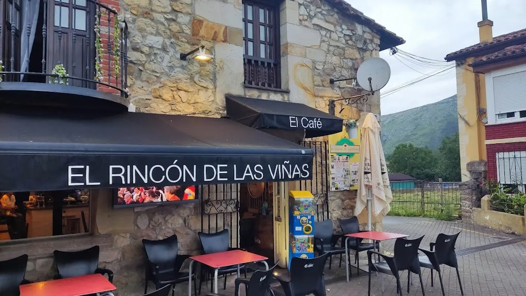 El Rincón de las Viñas restaurant in Corrales de Buelna Los