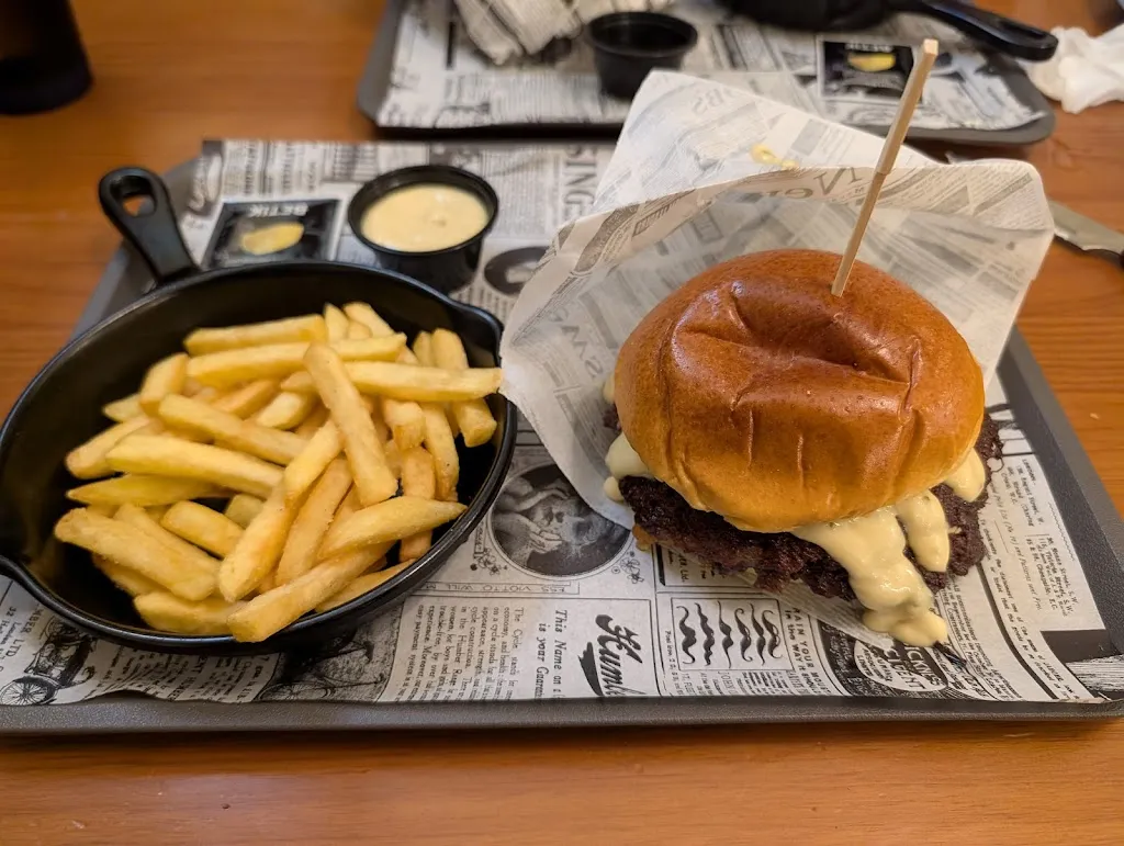 AIM_Buffalo Burger_Corrales de Buelna Los_recensione