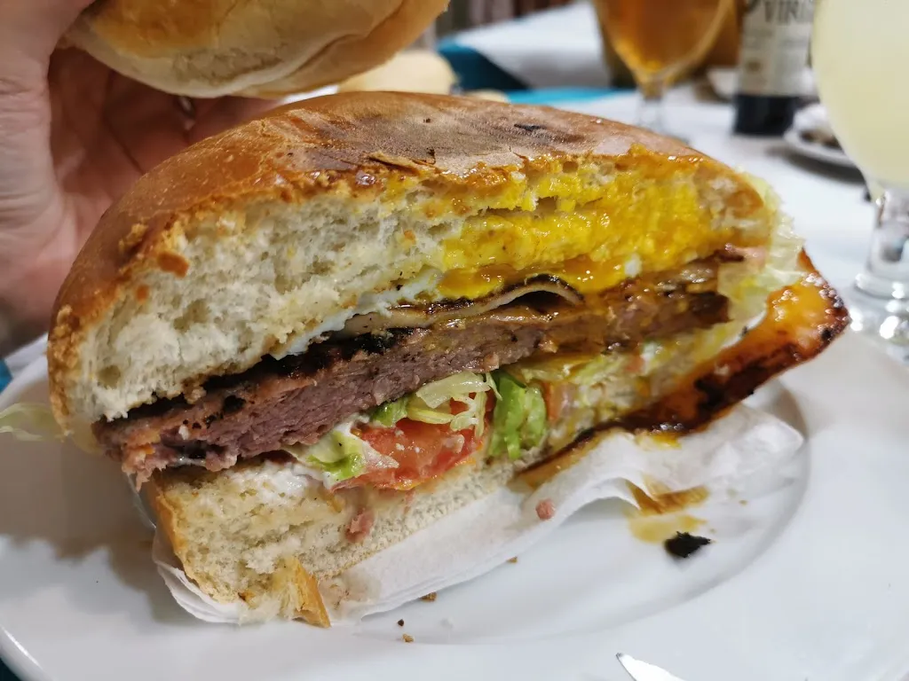 ÁNGELA_Cervecería Peribolo_Elche de la Sierra_review