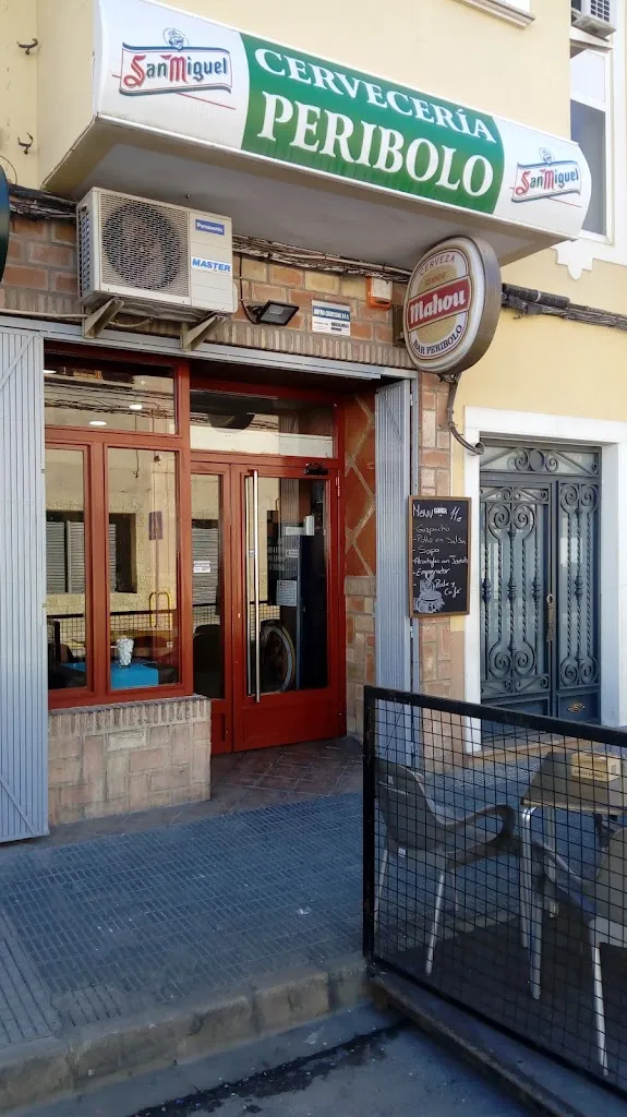 Cervecería Peribolo restaurant in Elche de la Sierra