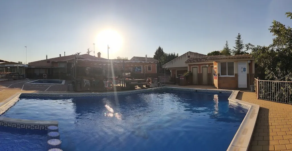 Christian Roldan_Complejo Rural La Tejera_Elche de la Sierra_review