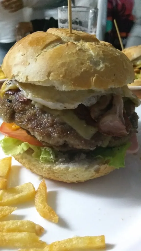 Menu_Bar restaurante EL CHIRINGUITO de Oriñon_Guriezo_immagine_8