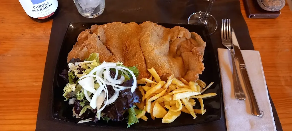 Isabel González Caballero_Mesón San Cipriano_Mazcuerras_review