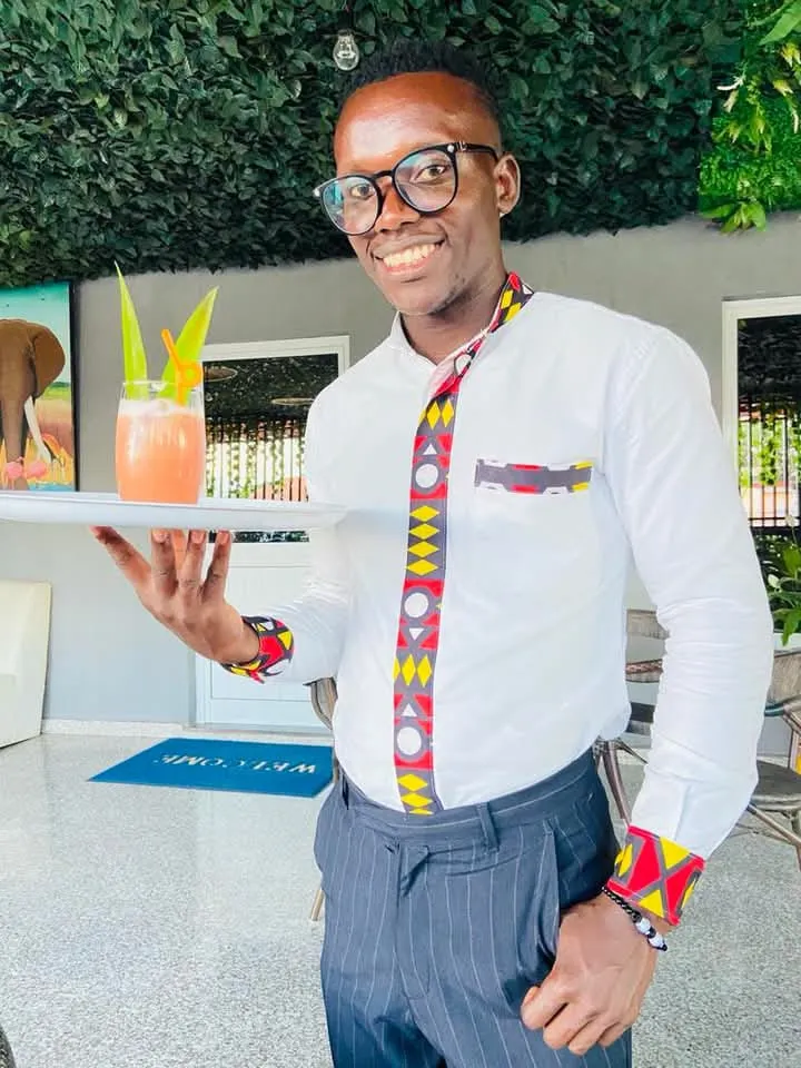 José iweza Suana_Restaurante Sabores™_Luena_review