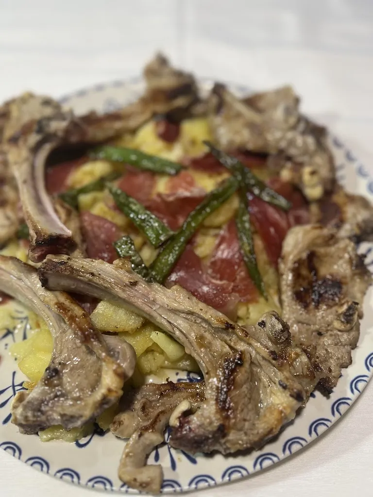 Mesón-Restaurante Casa Antonio._Elche de la Sierra_slider_image_3