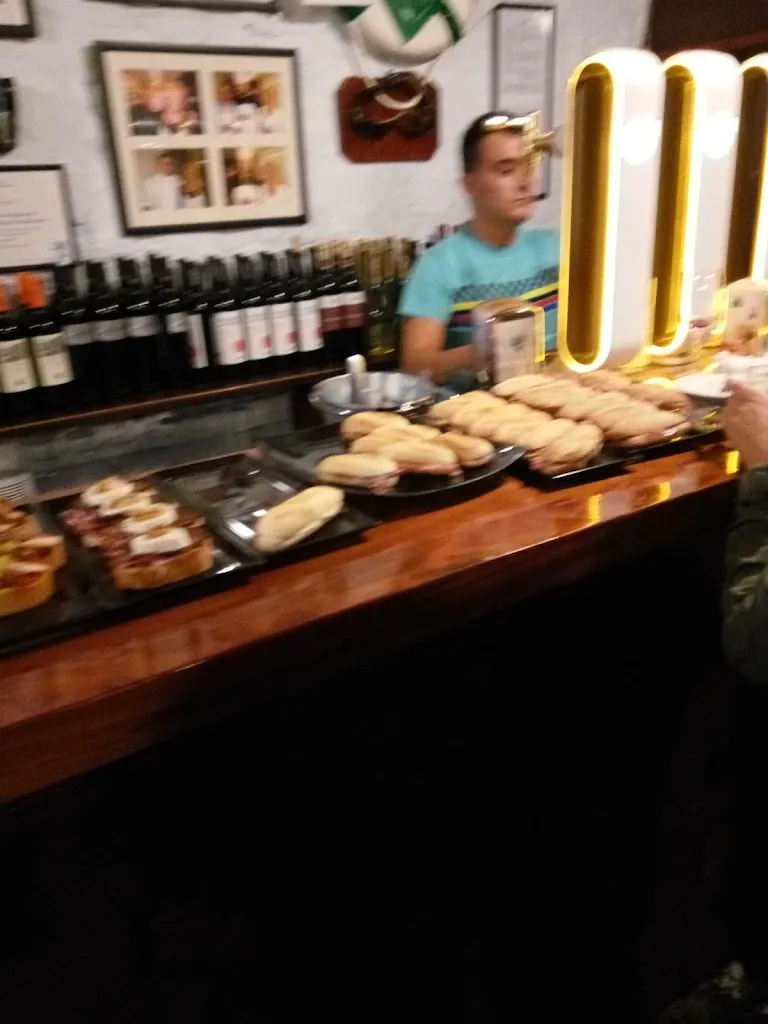 Menu_Bar La Fuente_Castro-Urdiales_image_9