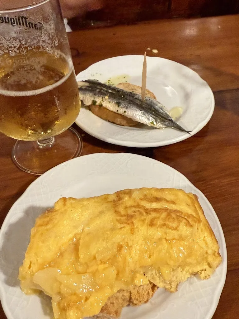 Javier Moreno_Bar La Fuente_Castro-Urdiales_review