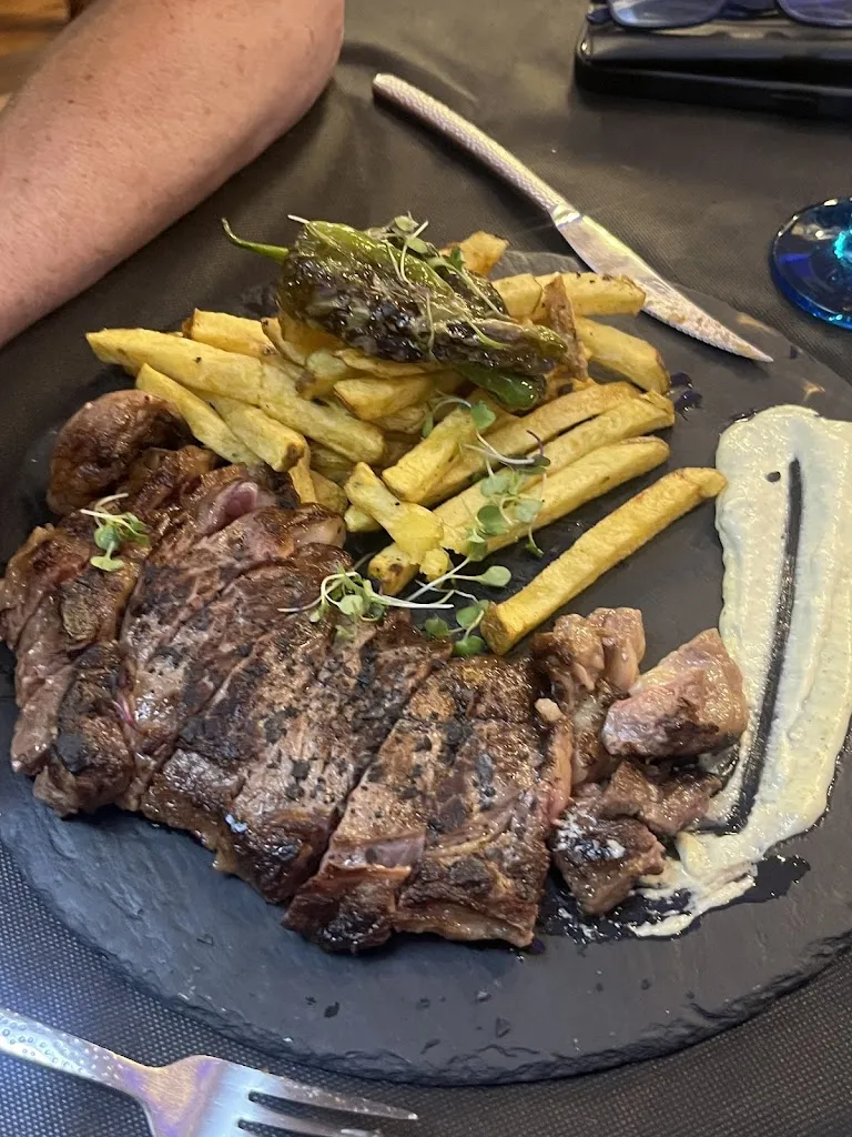 M. Snel_Restaurante Bajamar_Castro-Urdiales_recensione