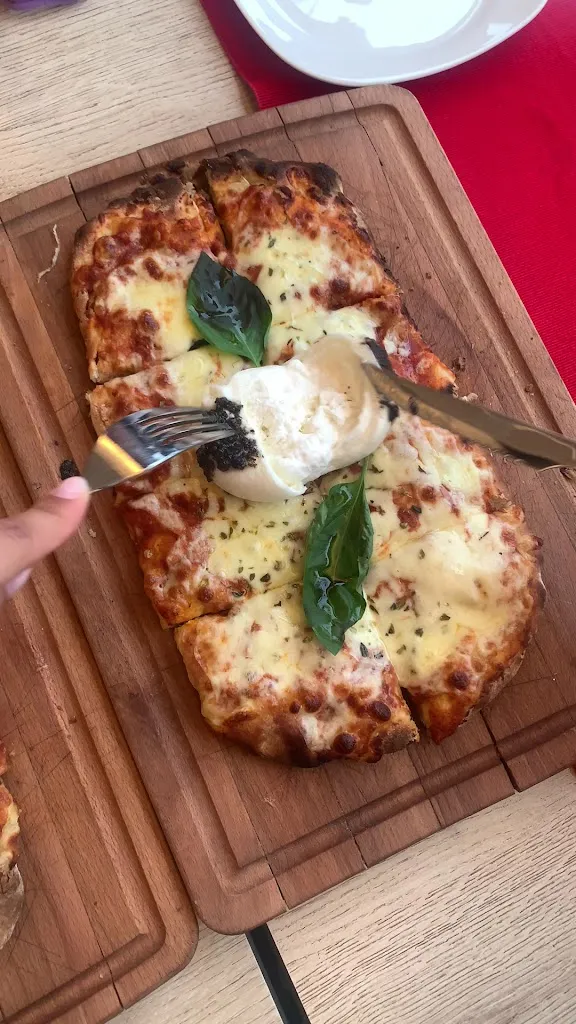 Tre Sorelle Ristorante Italiano_Castro-Urdiales_slider_image_2