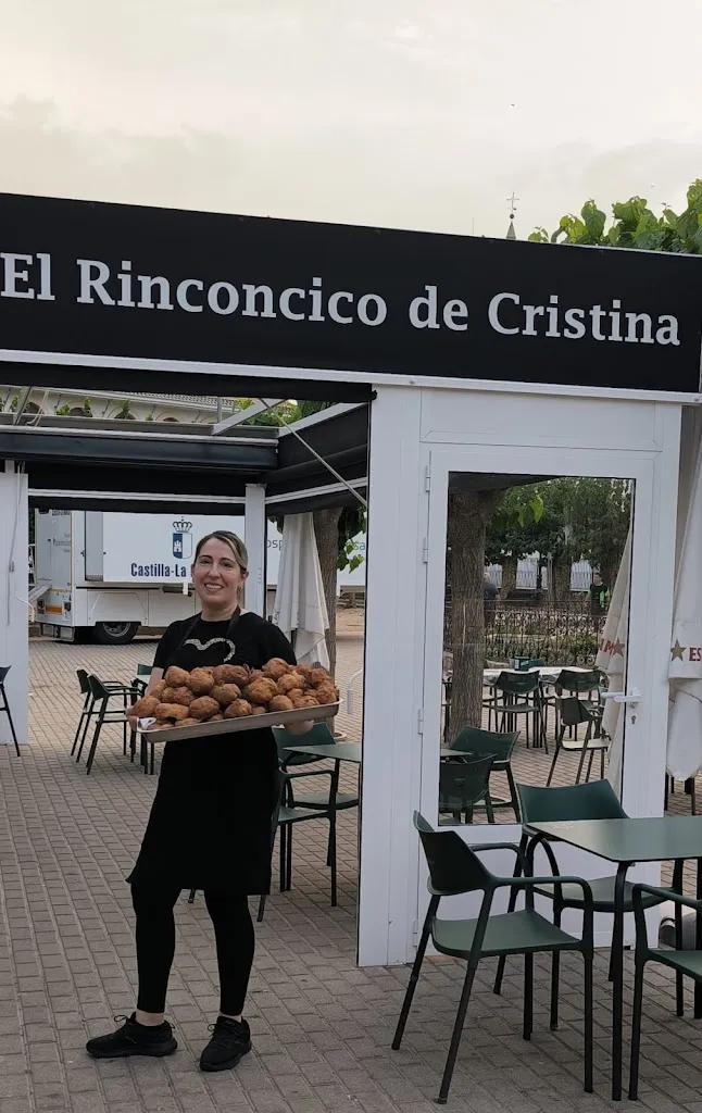 El rinconcico de Cristina_Elche de la Sierra_slider_image_3