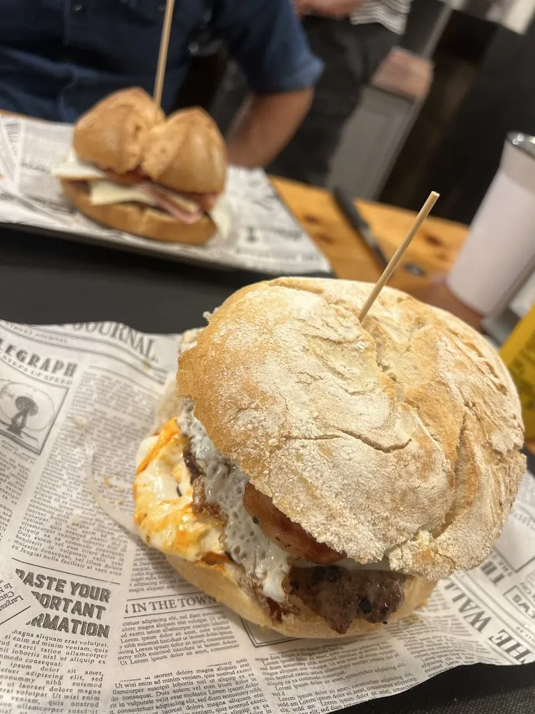 Bar la Tasca_Castro-Urdiales_slider_image_3