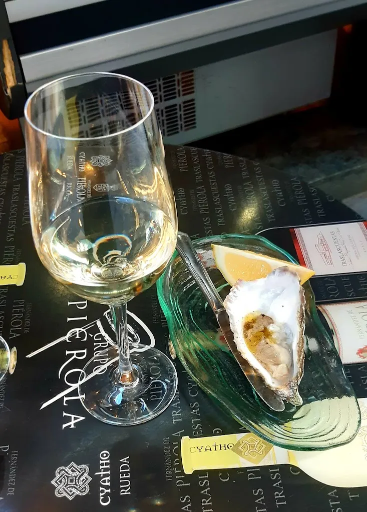 Menu_Bar Sukara_Castro-Urdiales_image_9