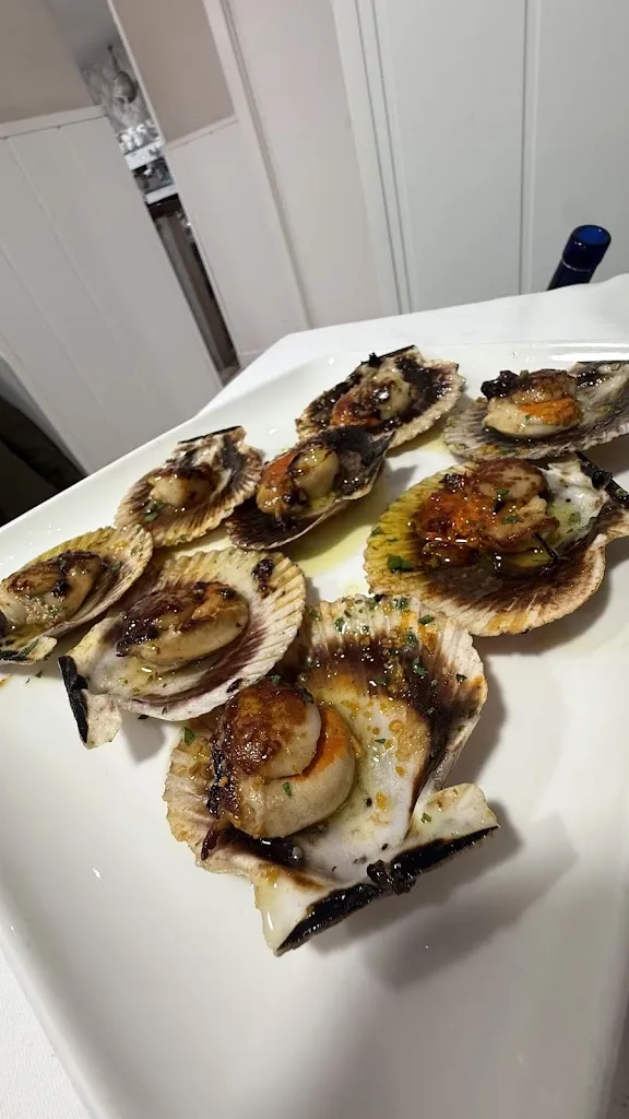 Leire Cm_Restaurante Siroco_Castro-Urdiales_review