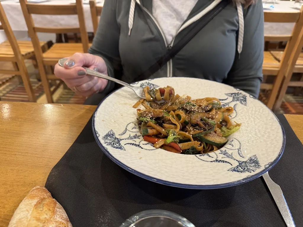 Blair Troutman_Restaurante El Túnel_Castro-Urdiales_review