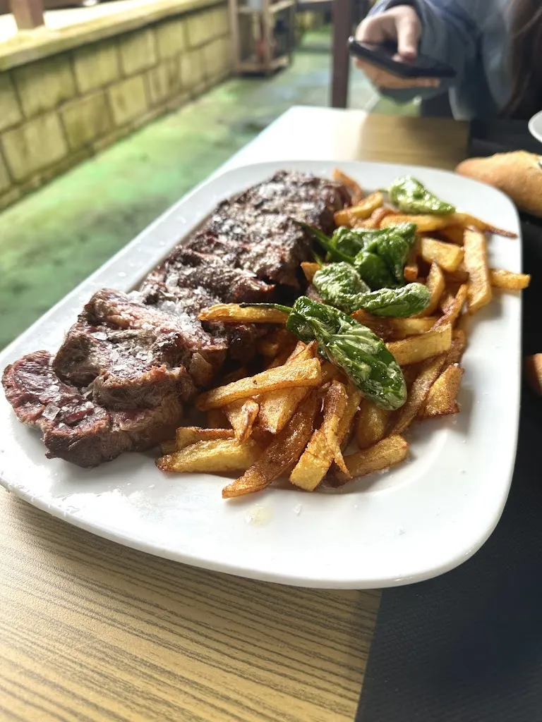 Kristiyan Kovachev_Restaurante El Túnel_Castro-Urdiales_review