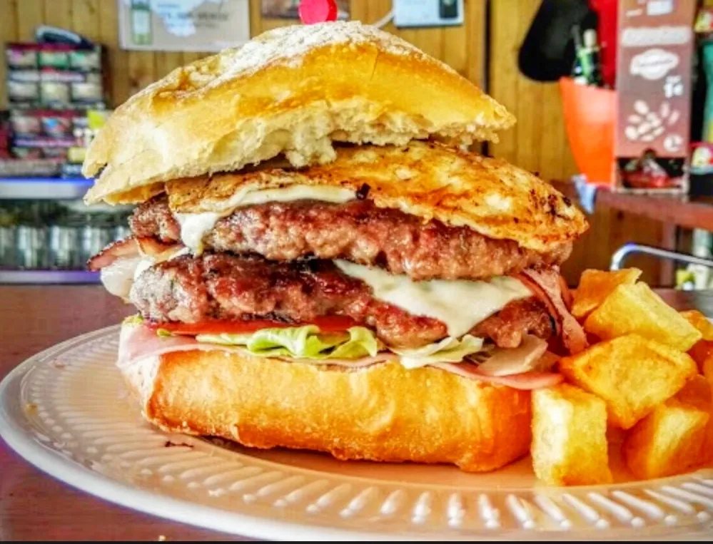 Restaurante Pistones & bielas_Castro-Urdiales_slider_image_3