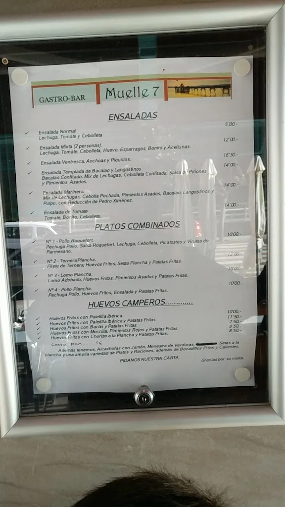 Gastro-Bar Muelle 7 restaurant in Castro-Urdiales