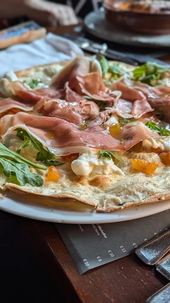 Daniel Foster_Miera - Restaurant & Feinkost_Miera_review