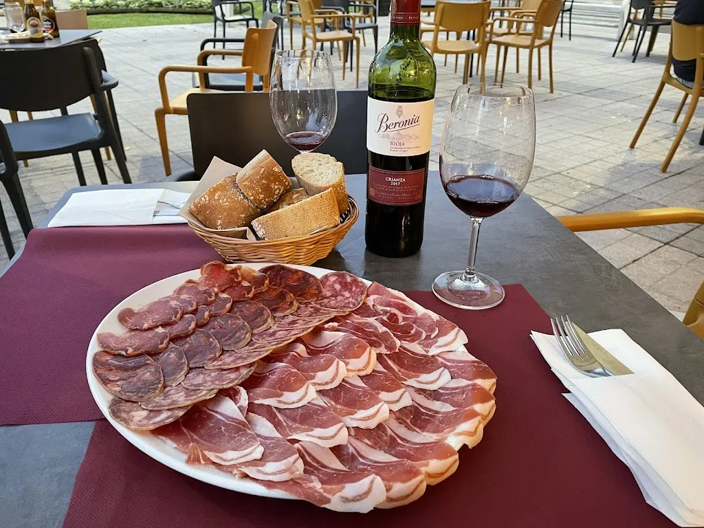 Pub restaurante JAQUE_Medio Cudeyo_slider_image_2