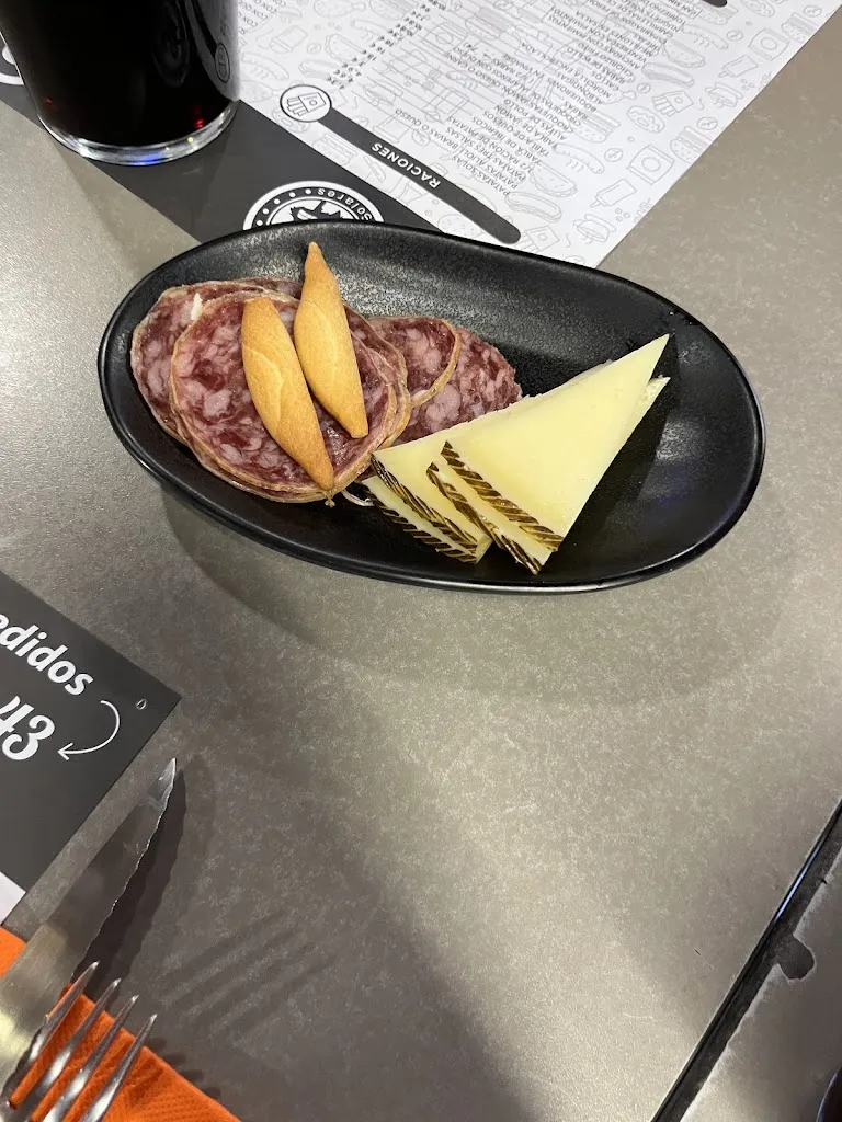 TioLorzas_Bar GES_Medio Cudeyo_review