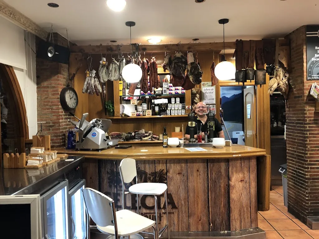 Bar GES restaurant in Medio Cudeyo