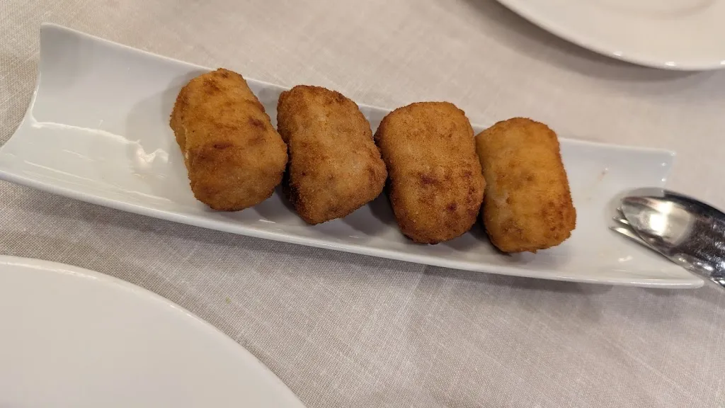 Eleder Pérez Lezama_Restaurante El Manantial_Medio Cudeyo_avis