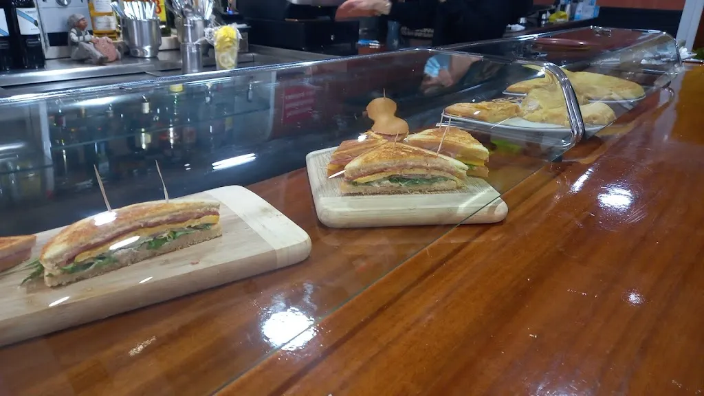 Bar Dogo_Medio Cudeyo_slider_image_3