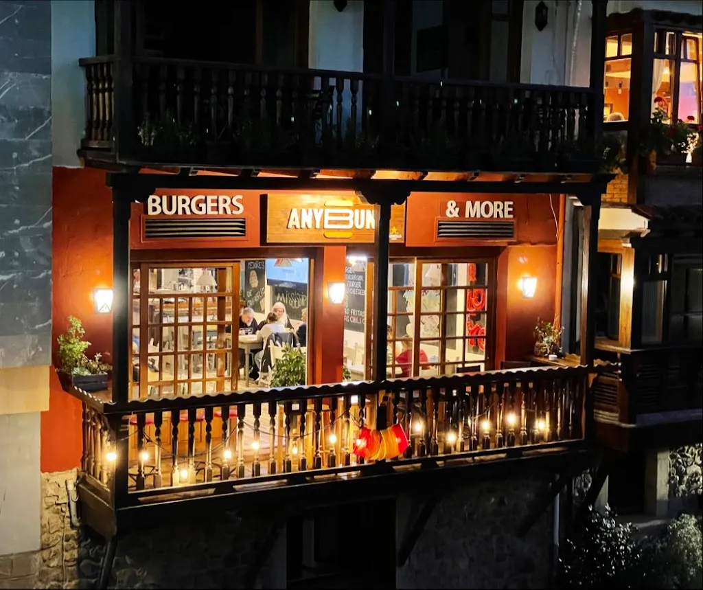 Anybun? Potes_Potes_slider_image_1