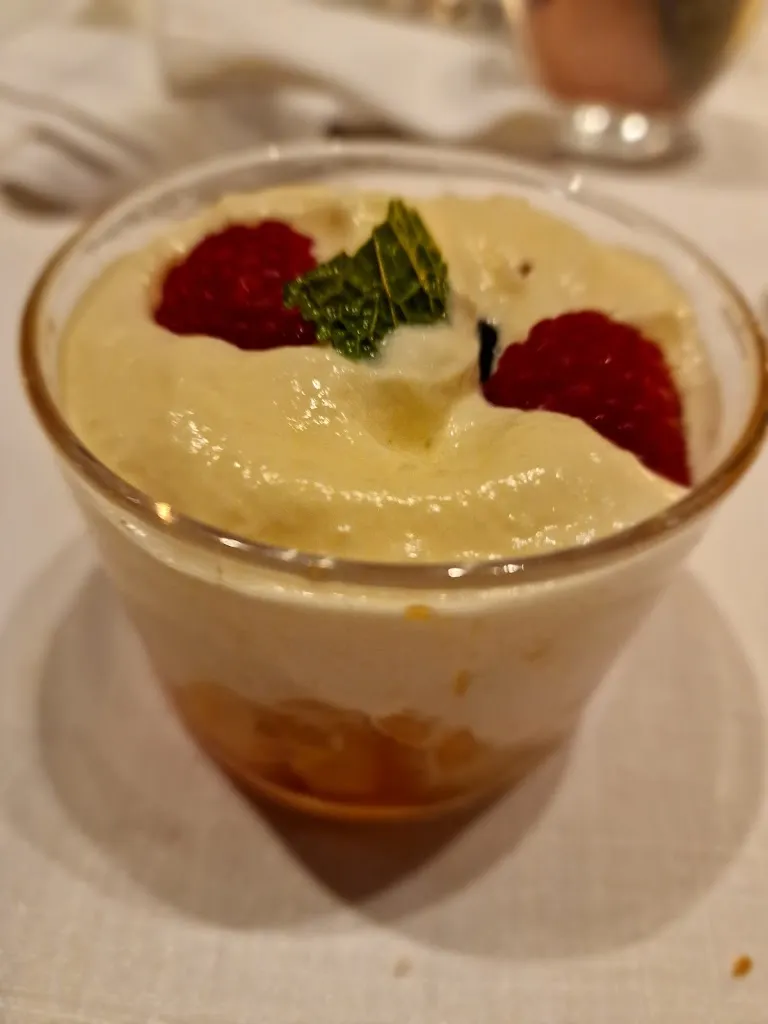 George Solidakis_Castellana 36 38_Polanco_recensione