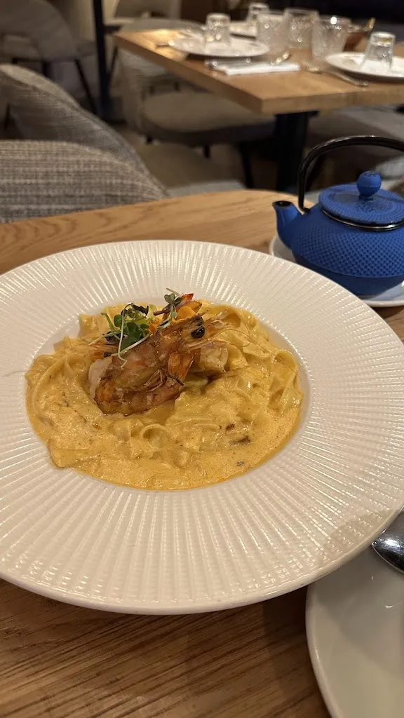 Ayana Sultan_Fisher's Madrid_Polanco_review