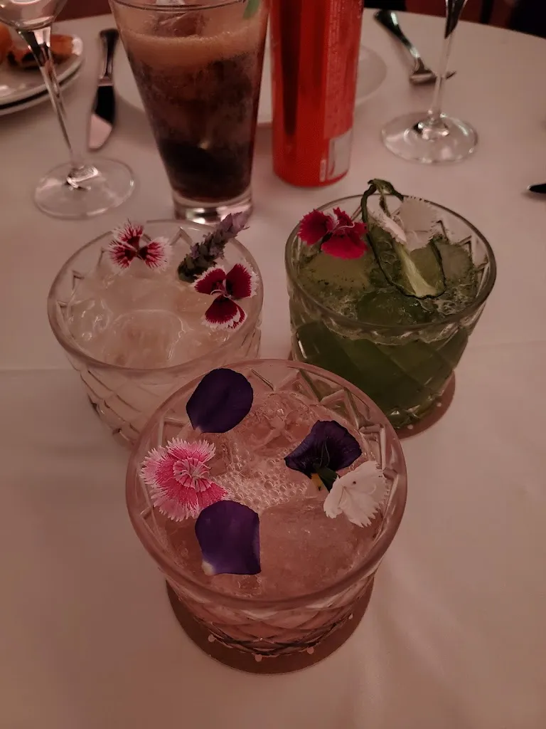 Amanda Crook_Dulce Patria_Polanco_review