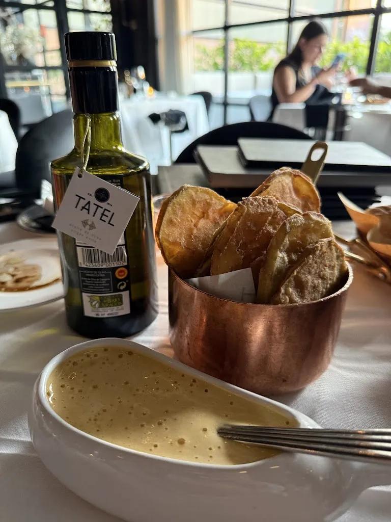 Gaby Maza_Tatel Madrid_Polanco_review