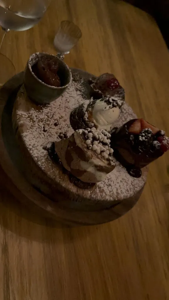 Rana Atallah_Chambao Polanco_Polanco_review