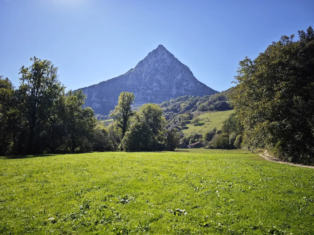 Pico San Vicente_Ramales de la Victoria_slider_image_3