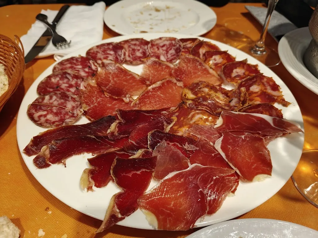 Restaurante La Unión_Puente Viesgo_slider_image_3