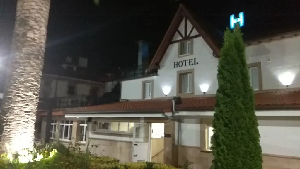 La Terraza De Puente Viesgo restaurant in Puente Viesgo