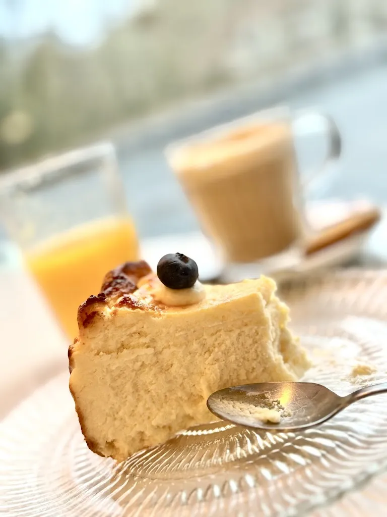 Louisa Genrich_Sobaos Casa Ibáñez_Puente Viesgo_review