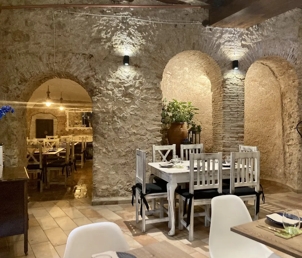 Taberna La Notaría_Caudete_slider_image_1