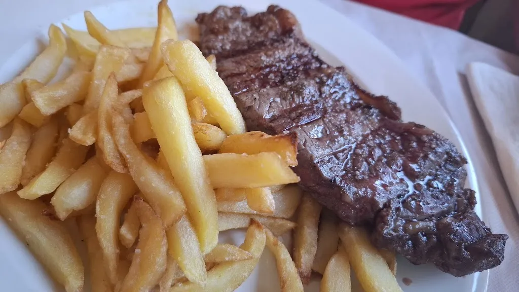 Elena Díaz García_La taberna de Martin_Rasines_review