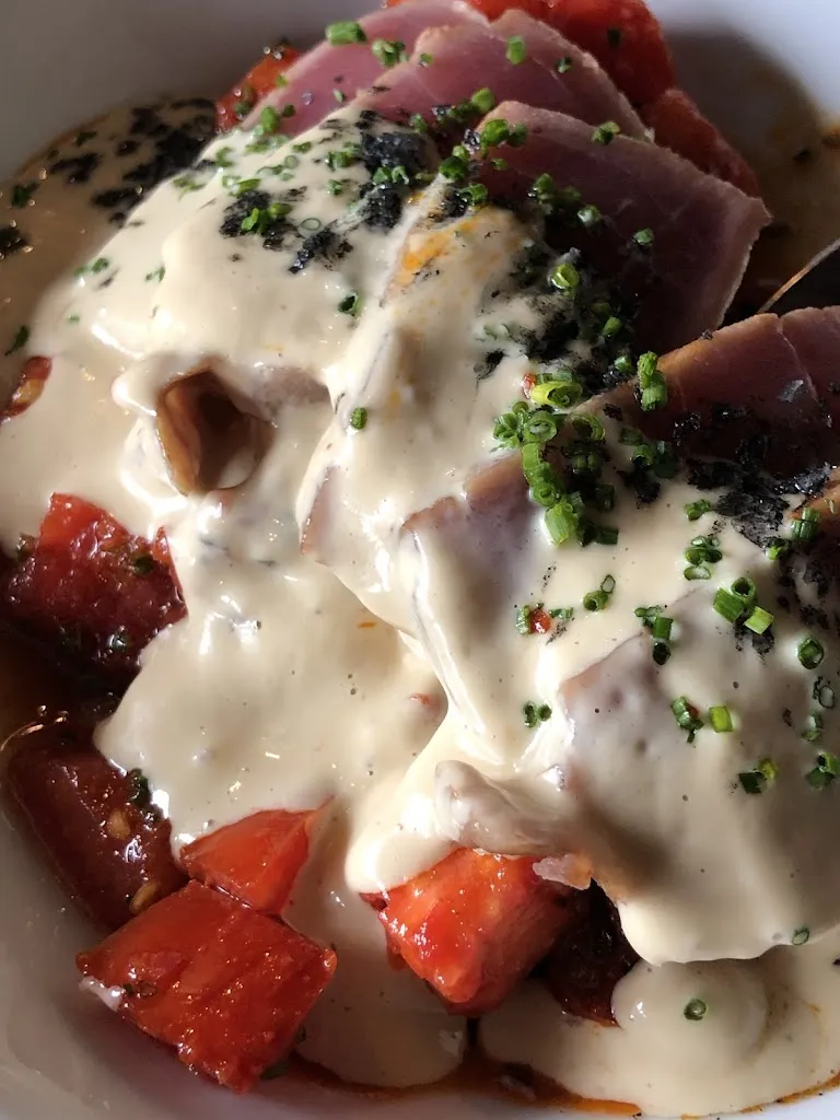 Daniel Kolchinsky_The Bridge Tavern 