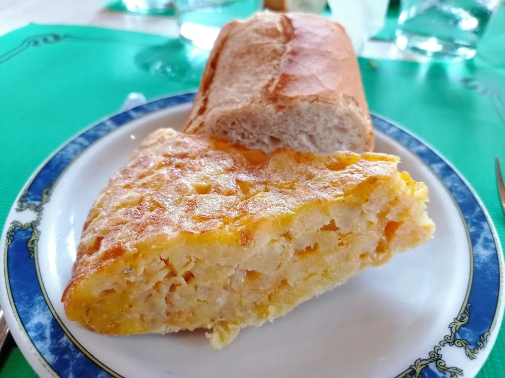 Bar las piscinas de Hoz de Anero_Ribamontán al Monte_slider_image_3