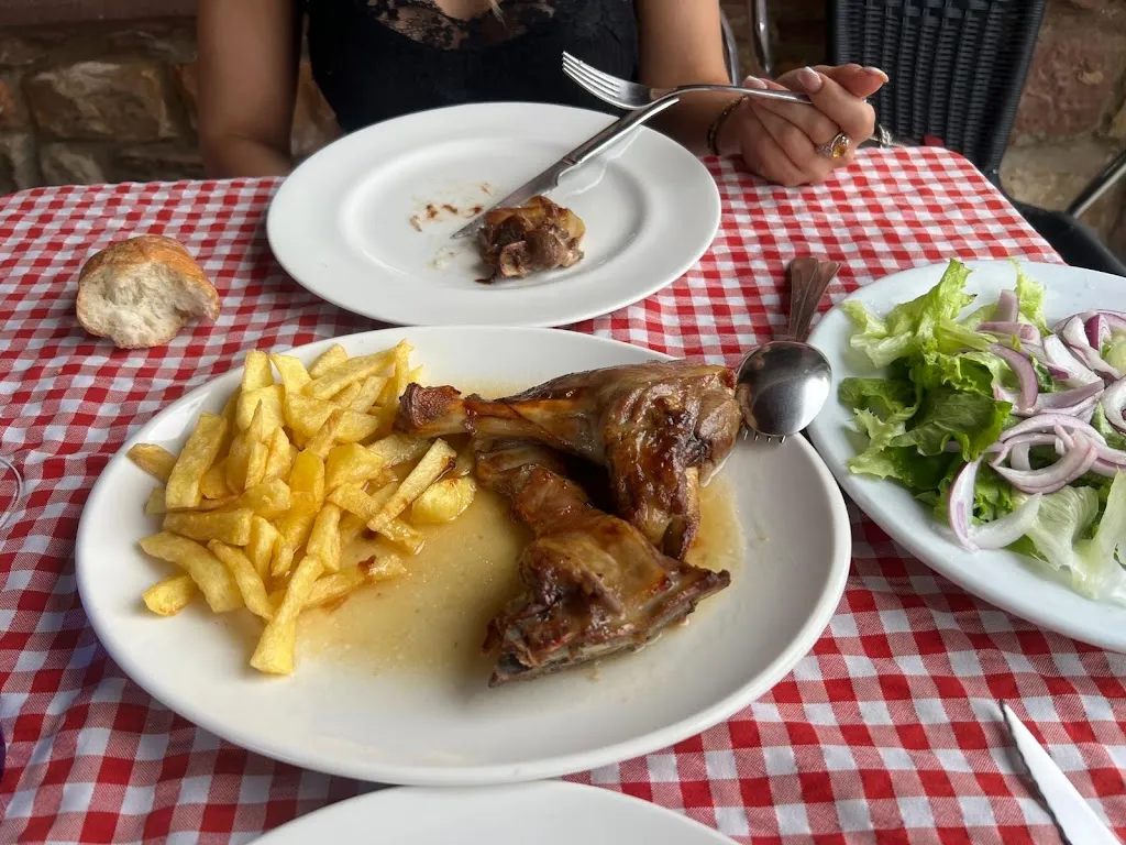 Jennifer Villegas_Restaurante La Portilla_Rionansa_review