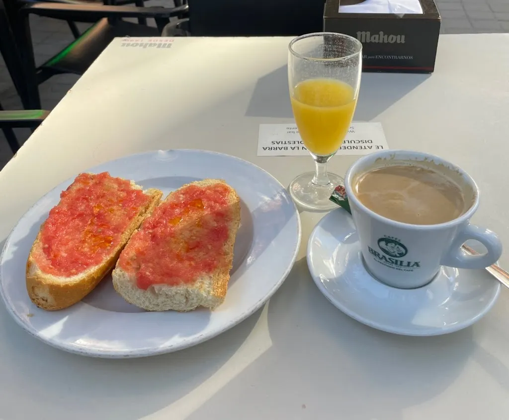 Jose Manuel Fernandez_Bar Laredo_Laredo_review