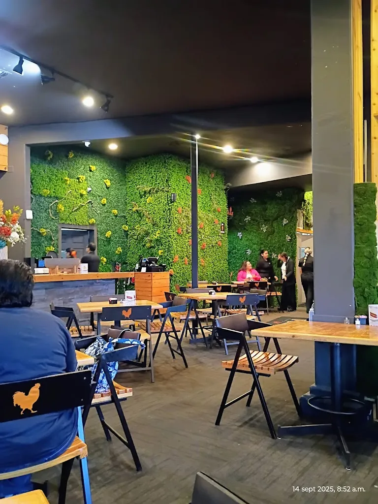 Reyes González_La Finca Bruncheria & Cafe_Laredo_recensione