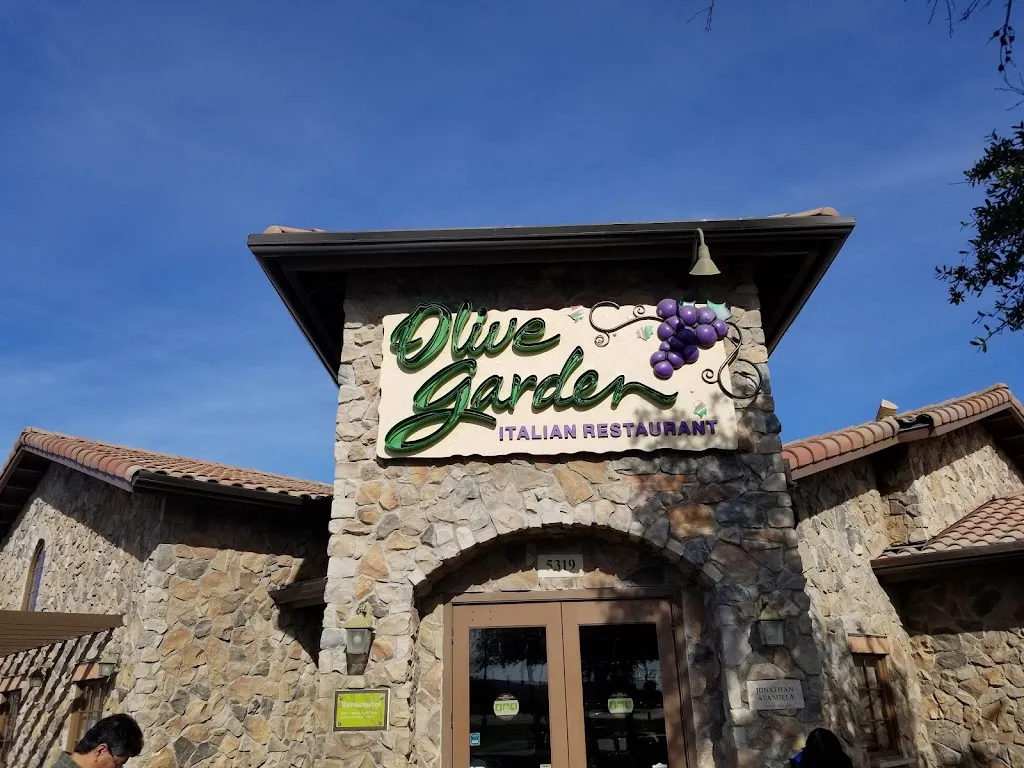 Olive Garden Italian Restaurant restaurant in Laredo