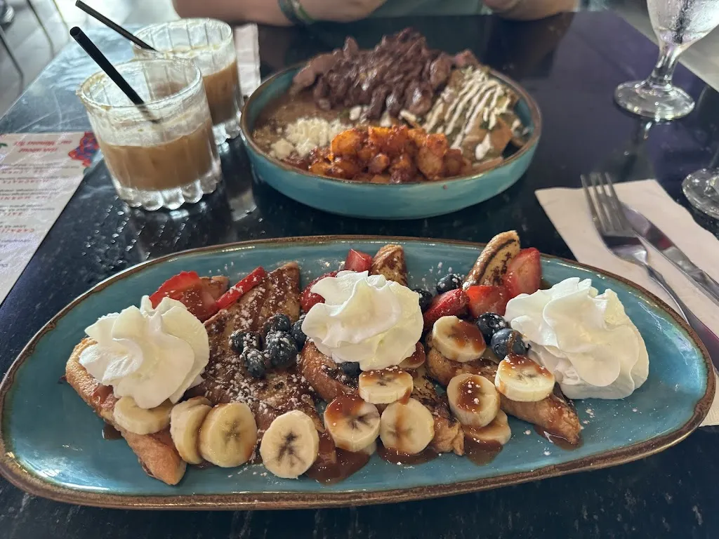 Alma Martinez_Santa Barra_Laredo_recensione