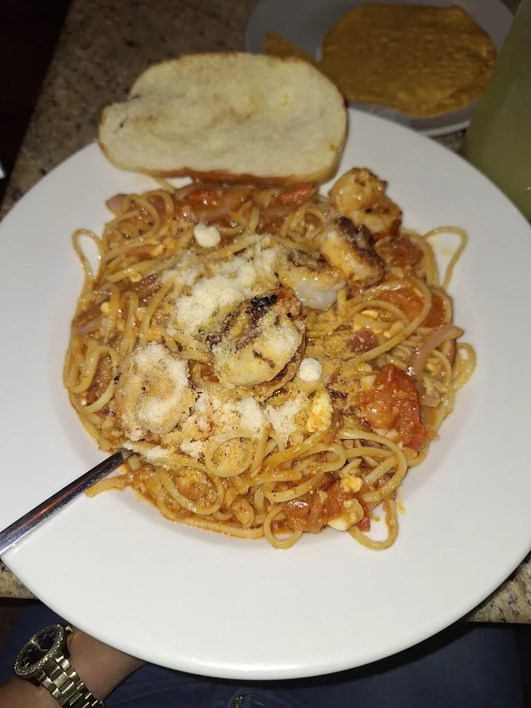 Alexa Perez_Savora Seafood &Grill_Laredo_recensione