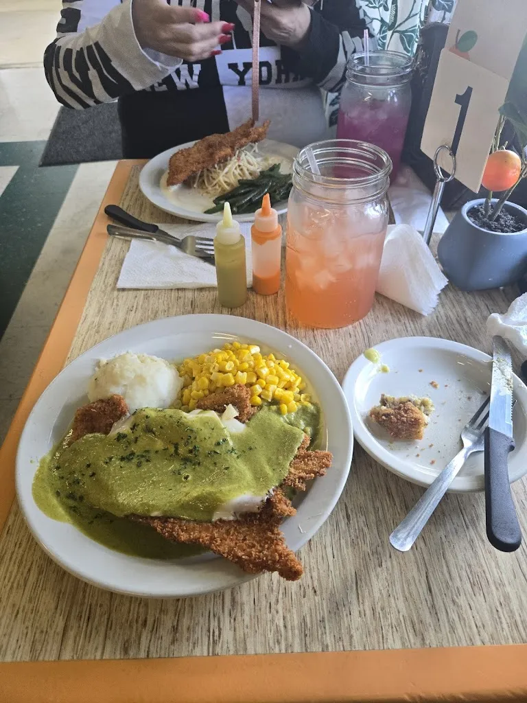 Nicole Garcia_Clementine's Kitchen_Laredo_recensione