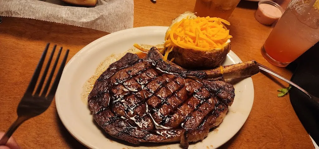 Mell s_Texas Roadhouse_Laredo_review